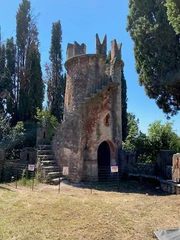 Villa Vagabondo Garda  Italy